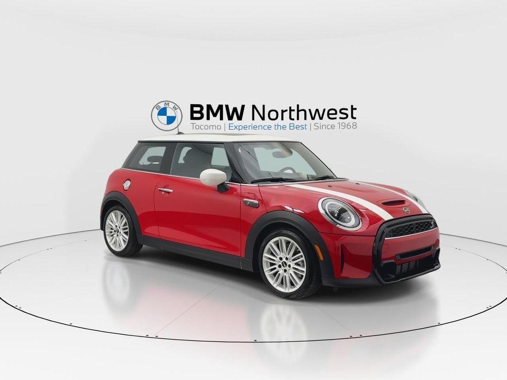 used 2022 MINI Hardtop car, priced at $24,997