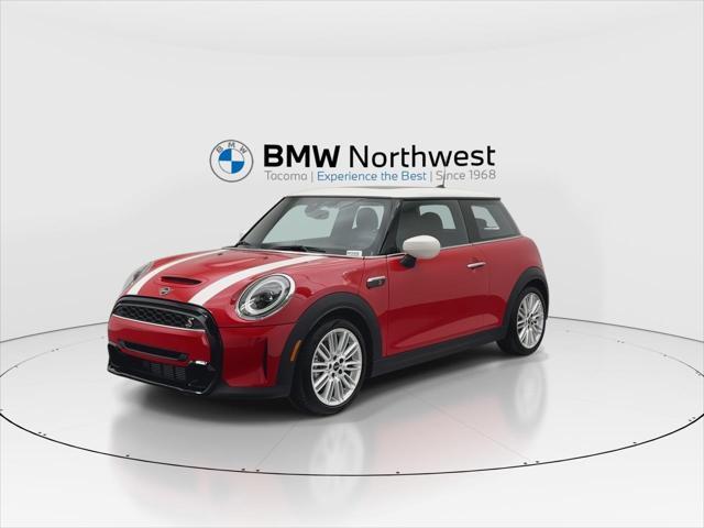 used 2022 MINI Hardtop car, priced at $26,497