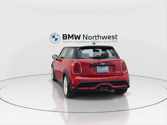 used 2022 MINI Hardtop car, priced at $26,497