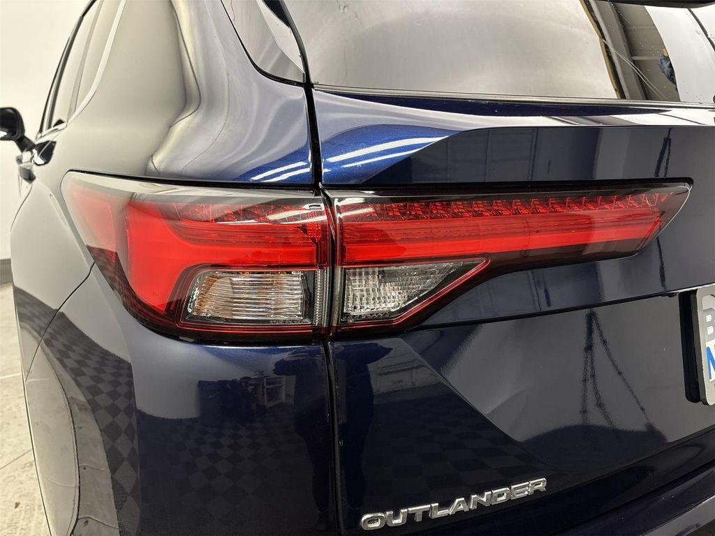 used 2022 Mitsubishi Outlander car, priced at $21,797