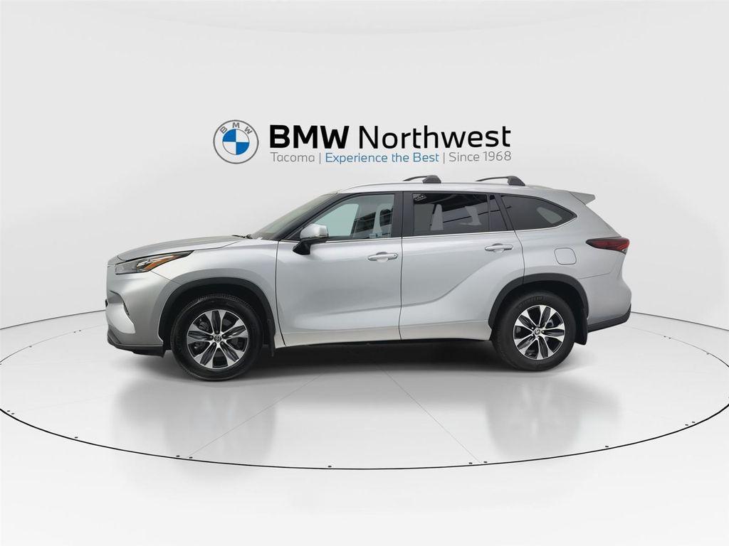 used 2024 Toyota Highlander car, priced at $41,797