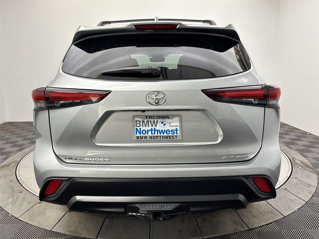 used 2024 Toyota Highlander car, priced at $41,797