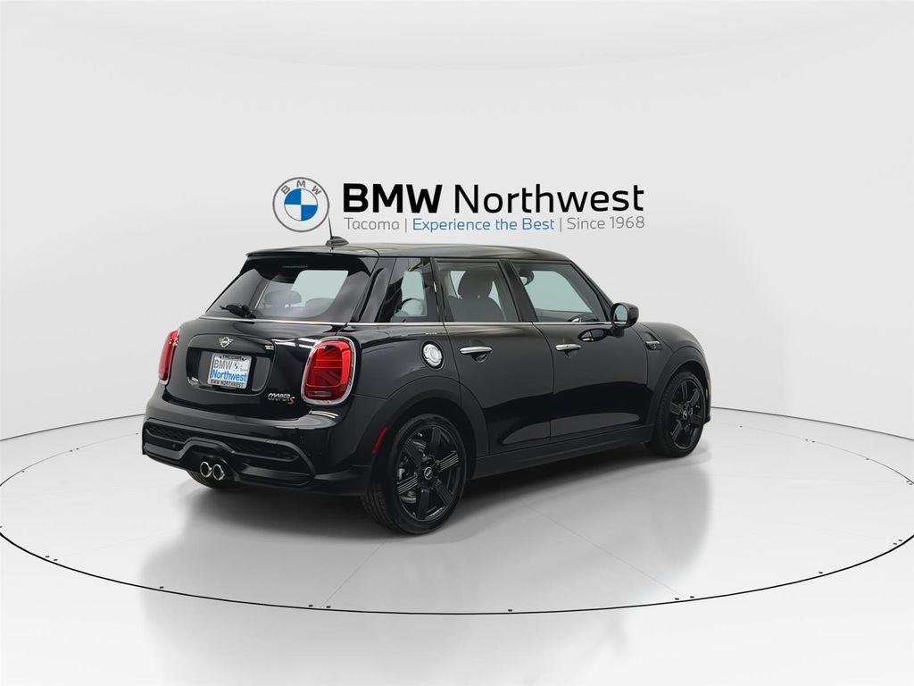 used 2023 MINI Hardtop car, priced at $25,997