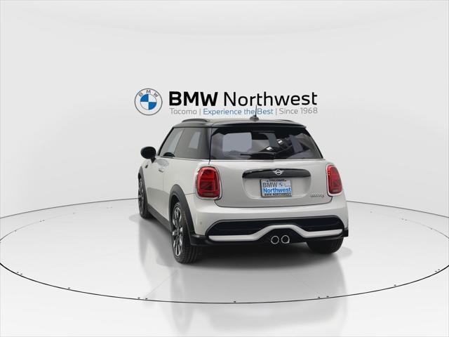 used 2022 MINI Hardtop car, priced at $26,597