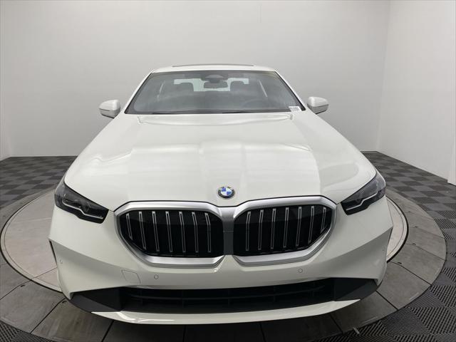 new 2024 BMW 540 car, priced at $67,145