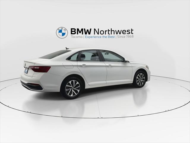 used 2024 Volkswagen Jetta car, priced at $22,997