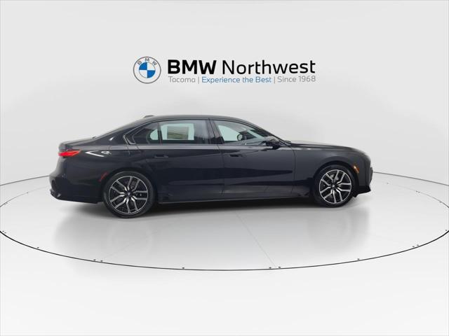 new 2025 BMW 760 car, priced at $131,175