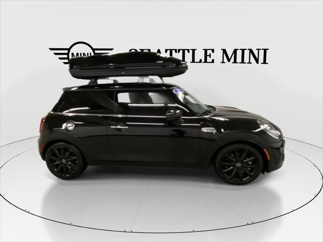 used 2021 MINI Hardtop car, priced at $26,979