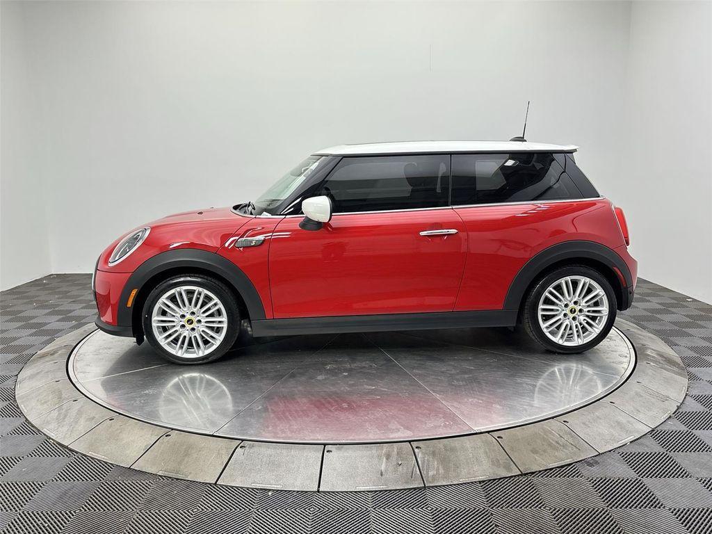 used 2024 MINI Hardtop car, priced at $26,497