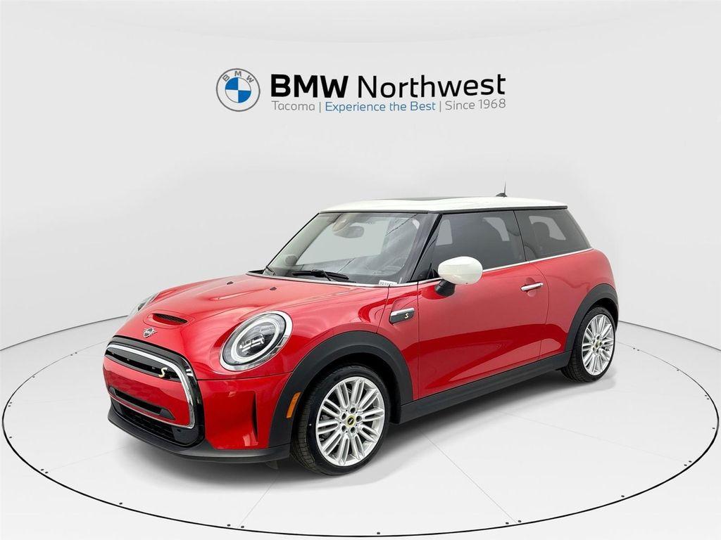 used 2024 MINI Hardtop car, priced at $23,997