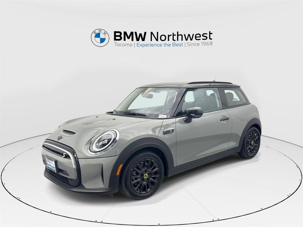 used 2022 MINI Hardtop car, priced at $21,997