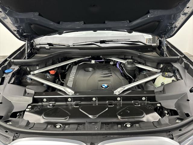 new 2026 BMW X7 car, priced at $90,150