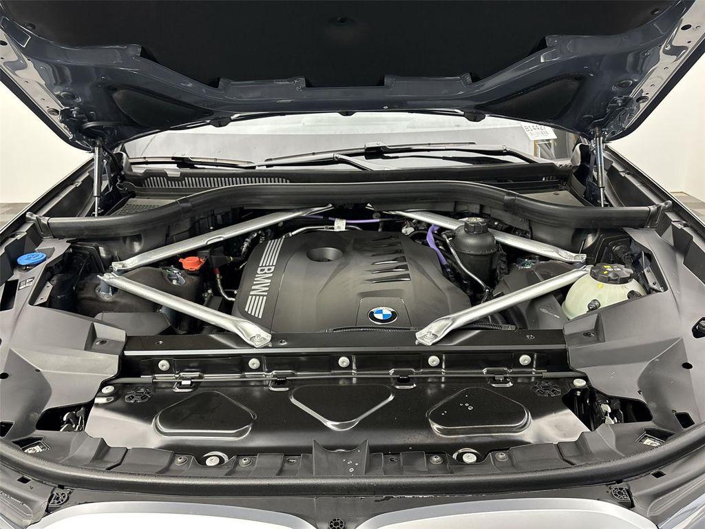 new 2026 BMW X7 car, priced at $90,150