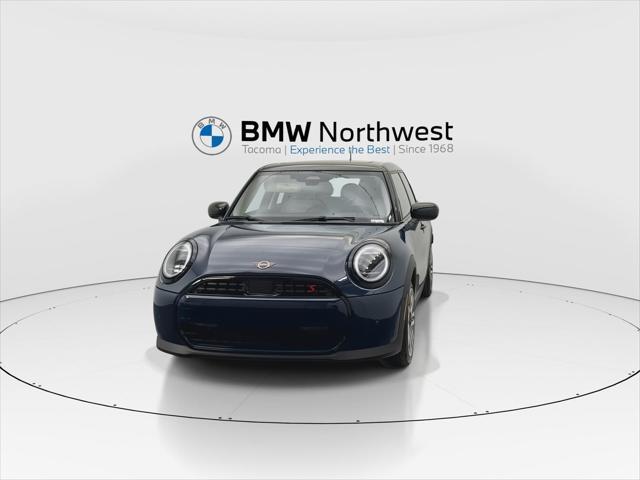 used 2025 MINI Hardtop car, priced at $32,497