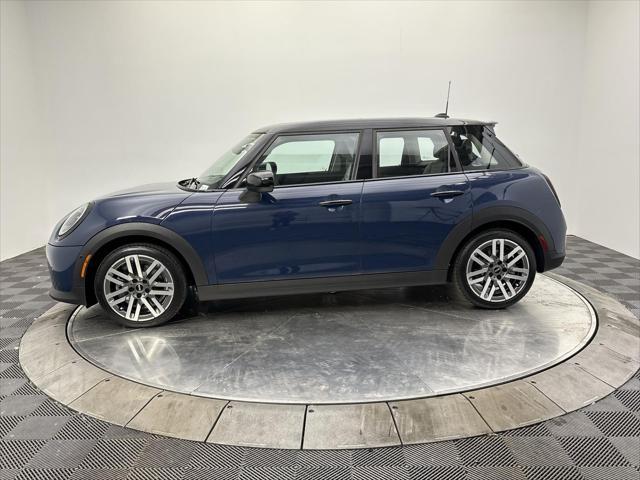 used 2025 MINI Hardtop car, priced at $32,497
