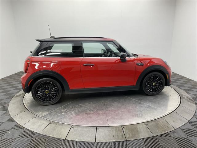 used 2023 MINI Hardtop car, priced at $28,497