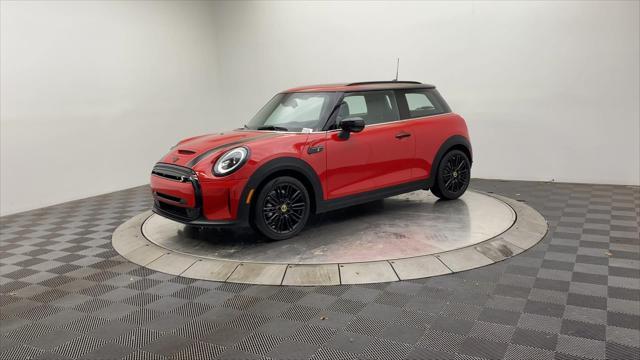 used 2023 MINI Hardtop car, priced at $28,497