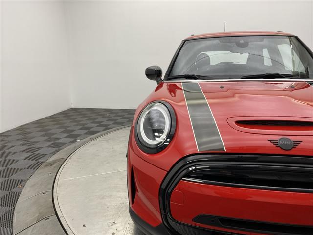 used 2023 MINI Hardtop car, priced at $28,497