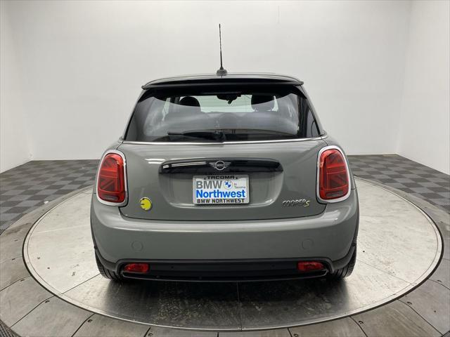 used 2023 MINI Hardtop car, priced at $27,997