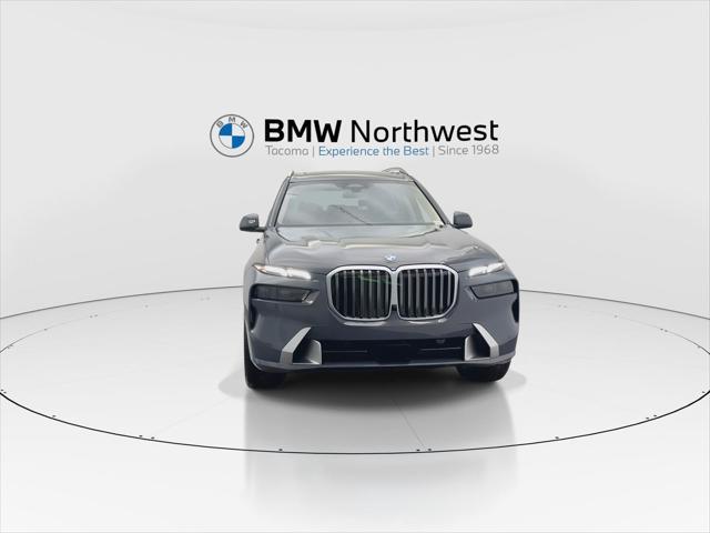 new 2025 BMW X7 car, priced at $89,070