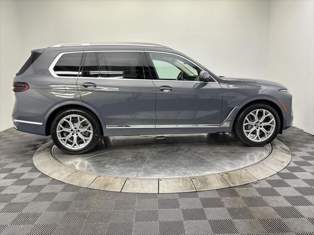 new 2025 BMW X7 car, priced at $89,070