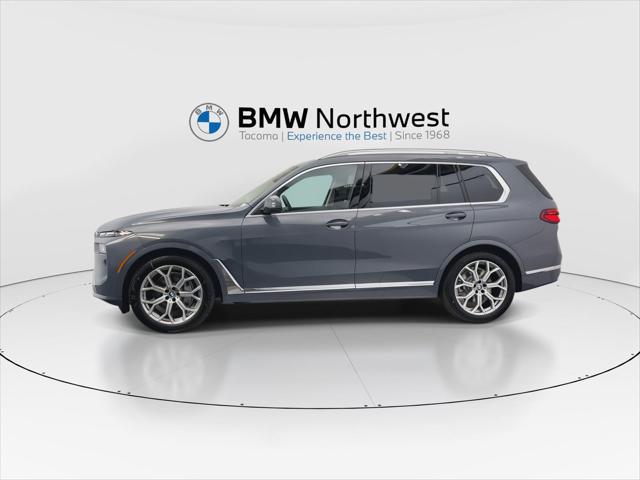 new 2025 BMW X7 car, priced at $89,070
