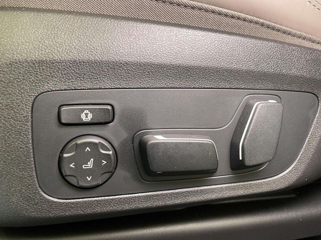 new 2025 BMW X4 M car, priced at $93,525