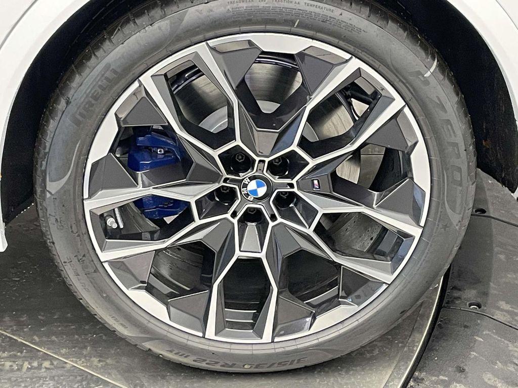 new 2026 BMW X7 car, priced at $123,925