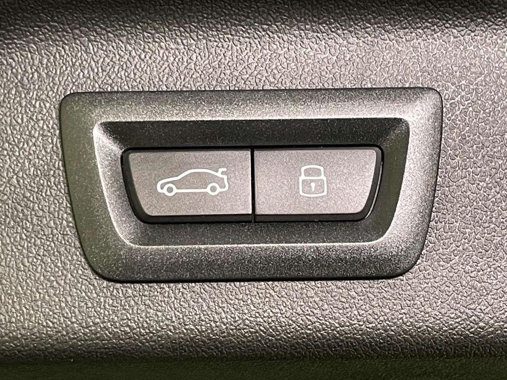 new 2026 BMW X7 car, priced at $119,875