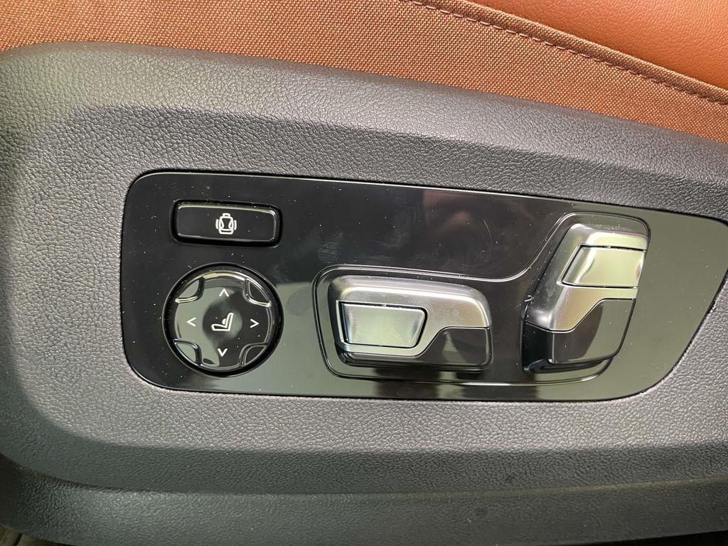 new 2026 BMW X7 car, priced at $119,875