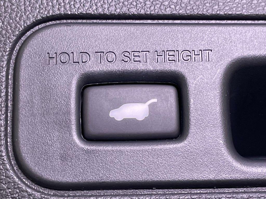 used 2023 Acura MDX car, priced at $41,000