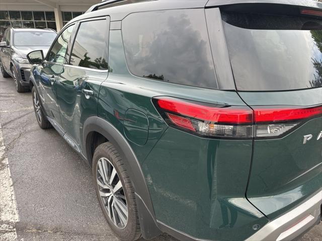 used 2022 Nissan Pathfinder car, priced at $28,000