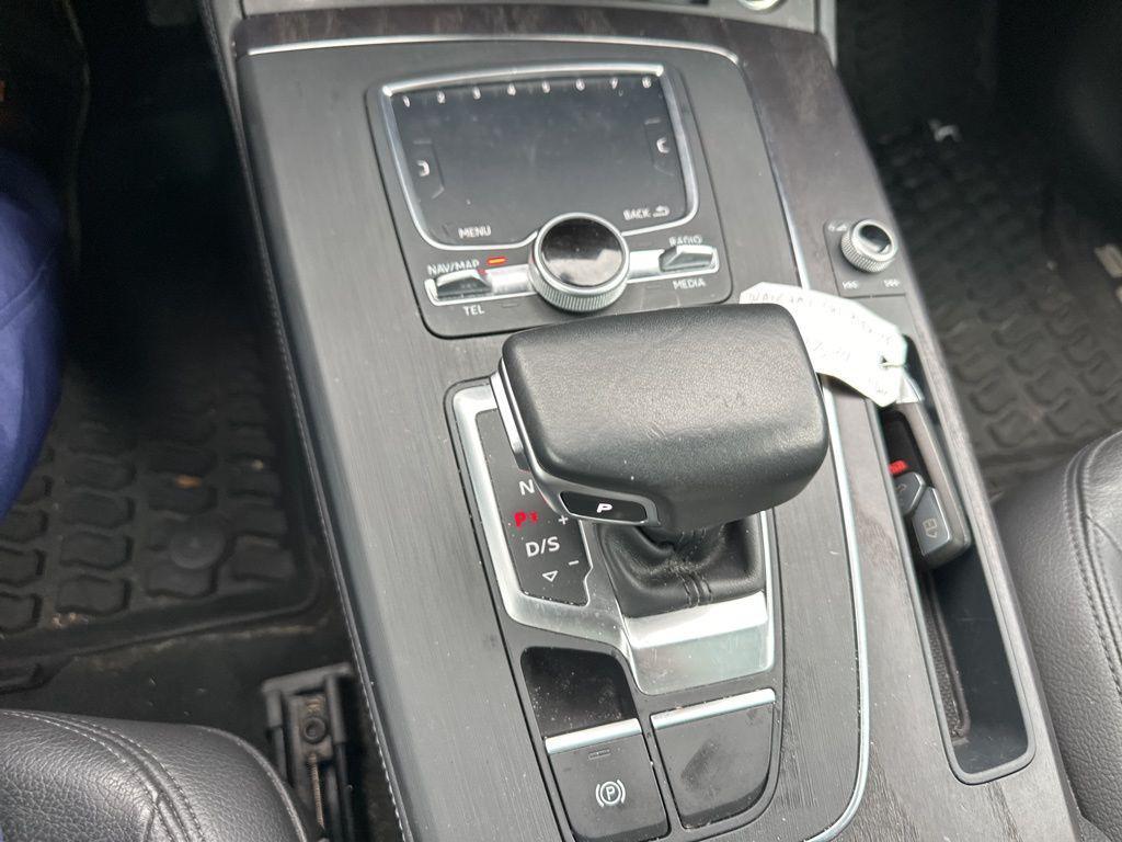 used 2020 Audi Q5 car, priced at $24,500