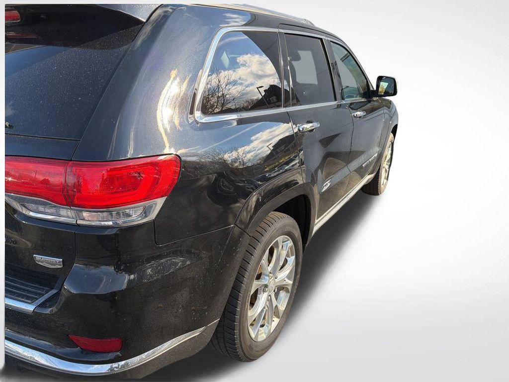 used 2019 Jeep Grand Cherokee car, priced at $25,000