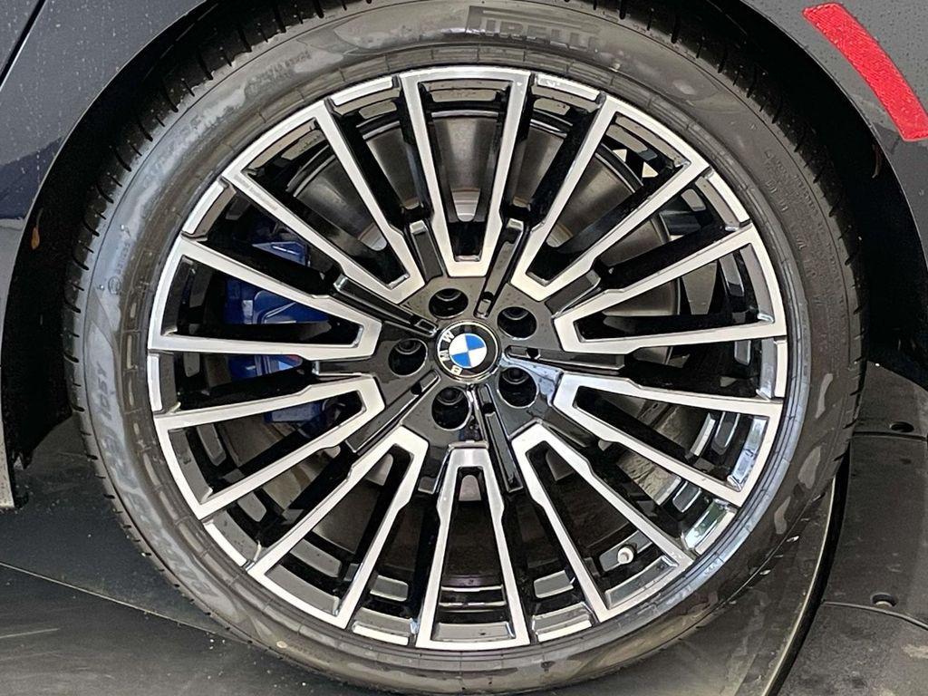 new 2025 BMW 760 car, priced at $137,270