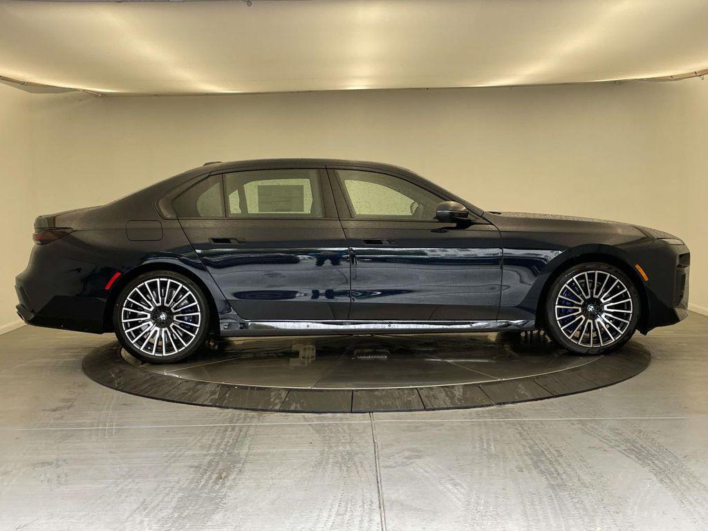 new 2025 BMW 760 car, priced at $137,270