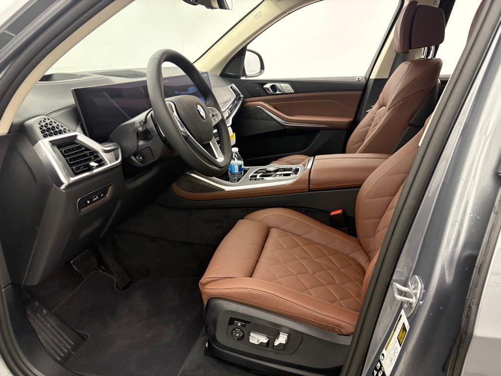 new 2026 BMW X7 car, priced at $91,925