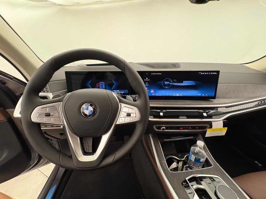new 2026 BMW X7 car, priced at $91,925