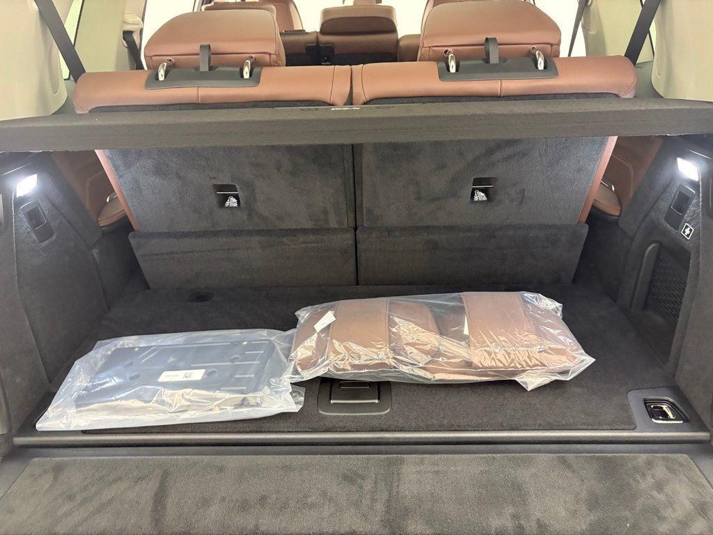 new 2026 BMW X7 car, priced at $91,925