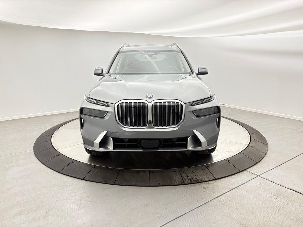 new 2026 BMW X7 car, priced at $91,925