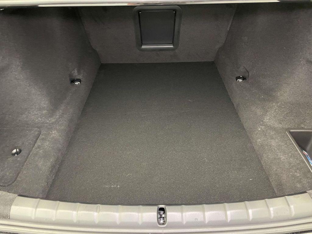 new 2025 BMW 760 car, priced at $127,925