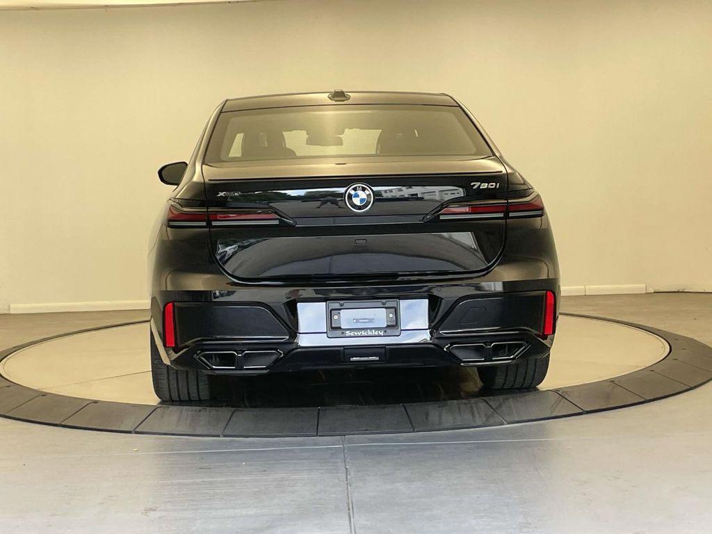 new 2025 BMW 760 car, priced at $127,925