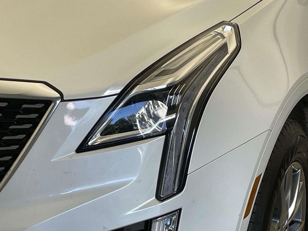 used 2021 Cadillac XT5 car, priced at $22,000