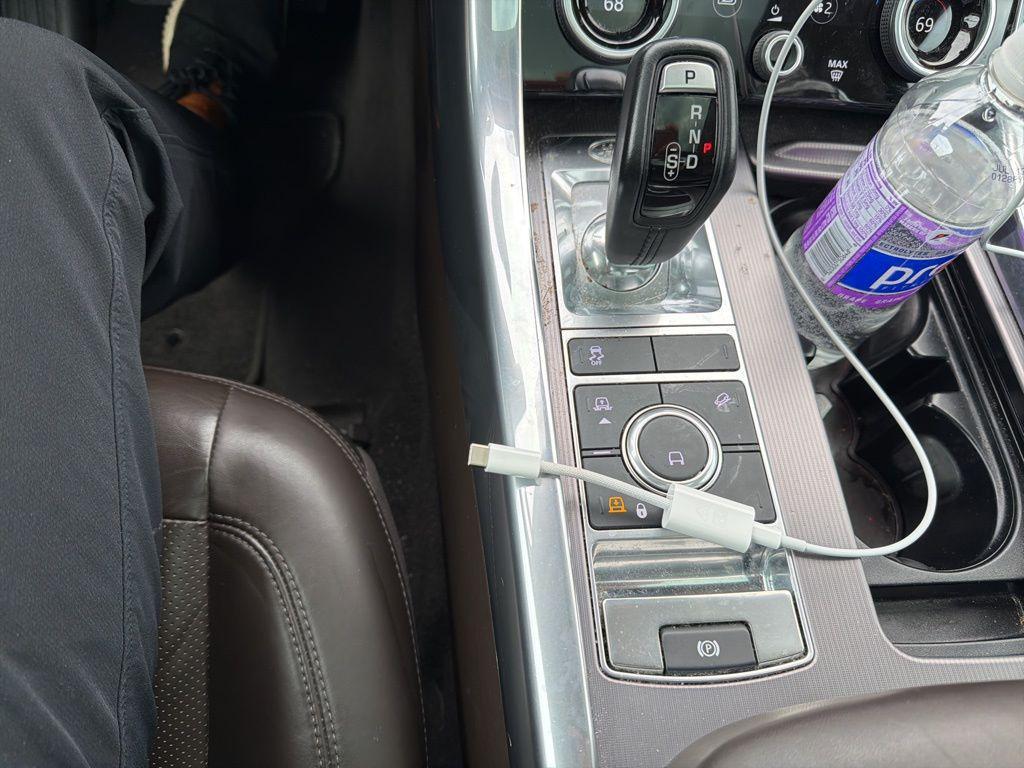 used 2020 Land Rover Range Rover Sport car, priced at $32,000