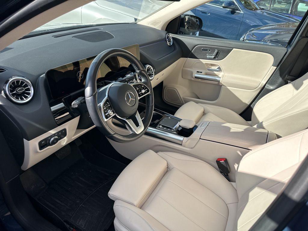 used 2023 Mercedes-Benz GLA 250 car, priced at $33,700