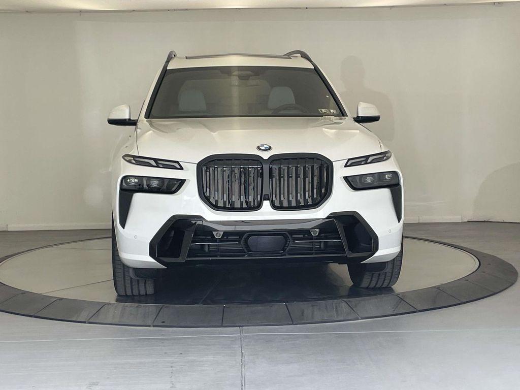 new 2026 BMW X7 car, priced at $100,175