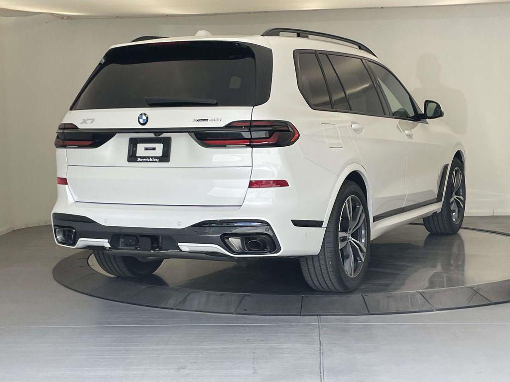 new 2026 BMW X7 car, priced at $100,175