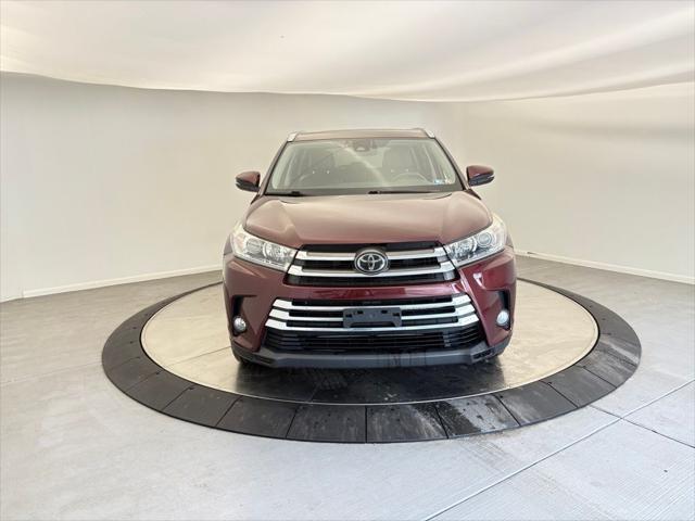 used 2018 Toyota Highlander car, priced at $26,500