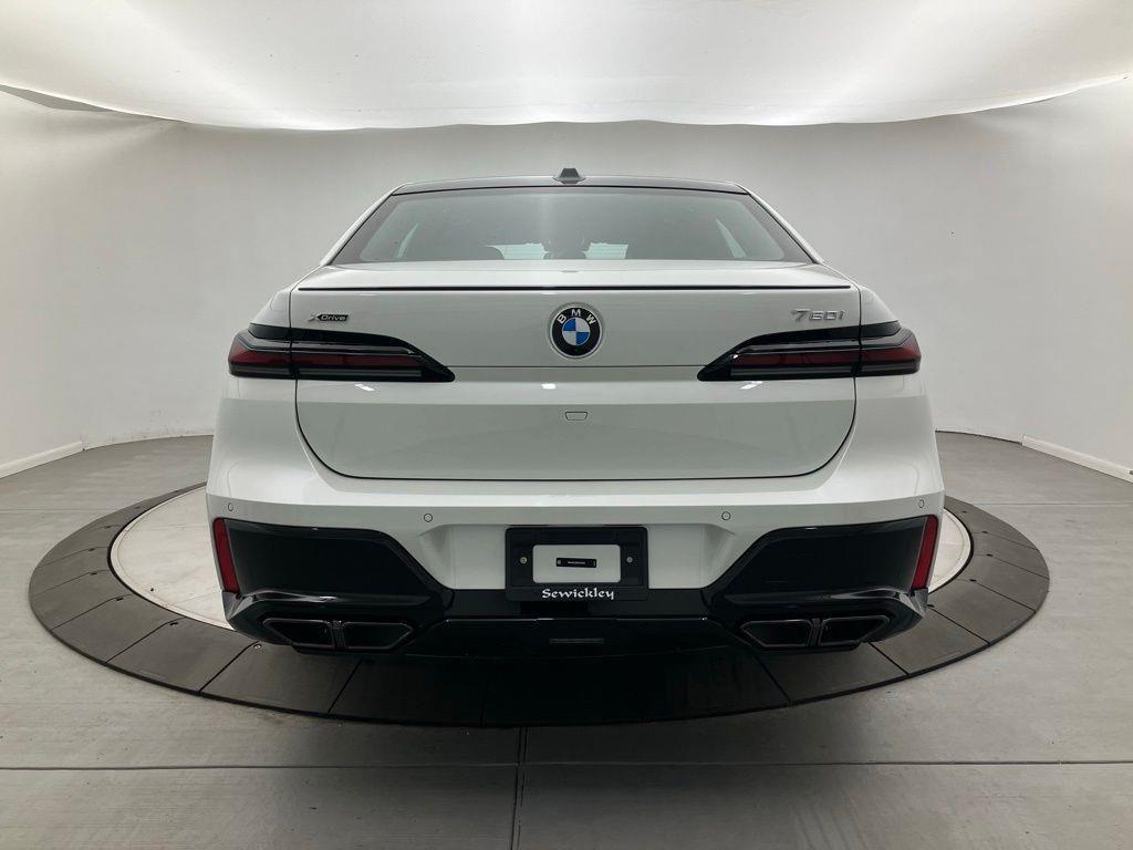 new 2025 BMW 760 car, priced at $133,315