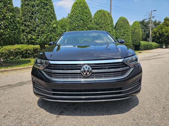 used 2024 Volkswagen Jetta car, priced at $18,497